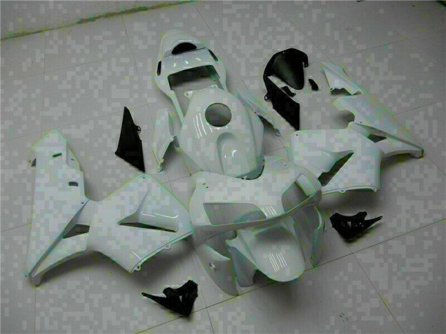 2003-2004 White Honda CBR600RR Motorcyle Fairings & Bodywork Canada 2003-2004 White Honda CBR600RR Motorcyle Fairings & Bodywork Canada