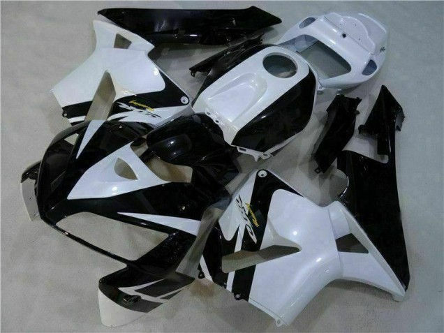 2005-2006 White Black Honda CBR600RR Motorbike Fairing Canada 2005-2006 White Black Honda CBR600RR Motorbike Fairing Canada